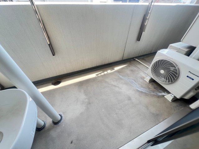 フロンティアタワー日本橋(旧CITY SPIRE日本橋)のバルコニー