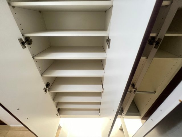 フロンティアタワー日本橋(旧CITY SPIRE日本橋)の収納