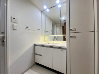 【洗面所】 | フロンティアタワー日本橋(旧CITY SPIRE日本橋)
