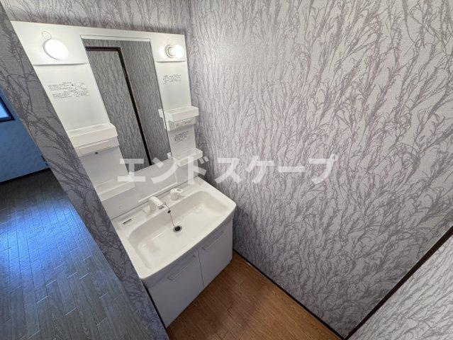 プラザハイツ Ⅱ　Ｂの洗面所|高崎、前橋、伊勢崎エリアのお部屋探しはエンドスケープまで！お客様の理想お聞かせ下さい♪
クロスの色が画像と異なる場合があります。