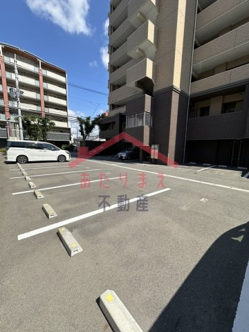 サンエクステリア２４の駐車場