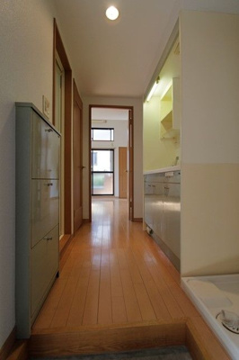 【玄関】 | パークサイド横手 | 別号室の写真になります。現況優先。