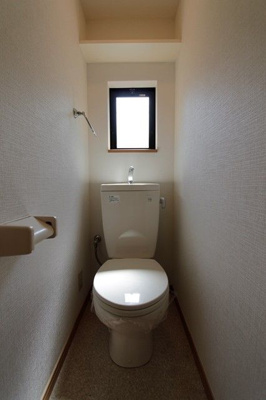 【トイレ】 | パークサイド横手 | 別号室の写真になります。現況優先。