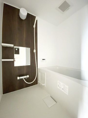 【浴室】 | アトラクティ和白丘 | 別号室の写真になります。現況優先。