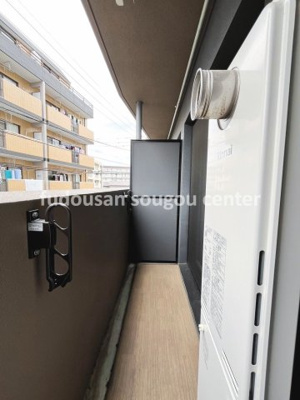 【バルコニー】 | ガレット藤崎南 | 別号室の写真になります。現況優先。
