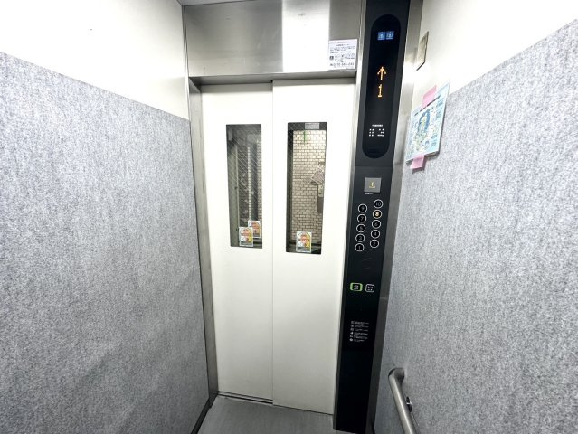 大町パークマンションのその他共用部分|エレベーター