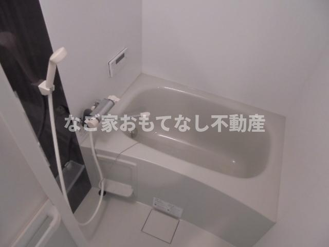 【浴室】 | ハーモニーテラス児玉Ⅳ | お問合せはなご家おもてなし不動産へ。ハーモニーテラス児玉4