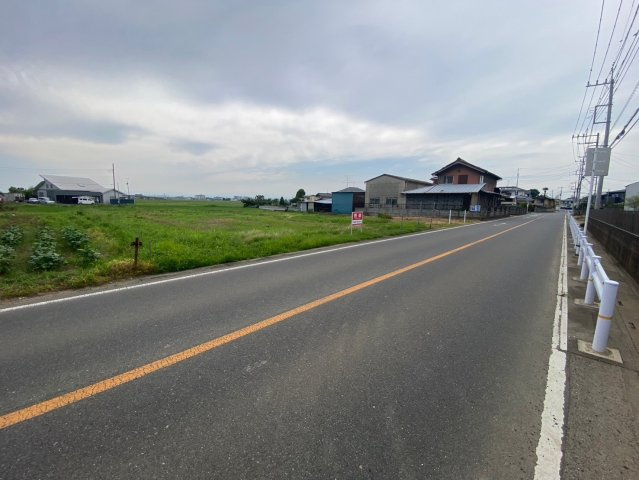 川越市古谷本郷　建築条件なし売地　JR川越線『南古谷駅』徒歩35分　【古谷小学区】の前面道路含む現地写真