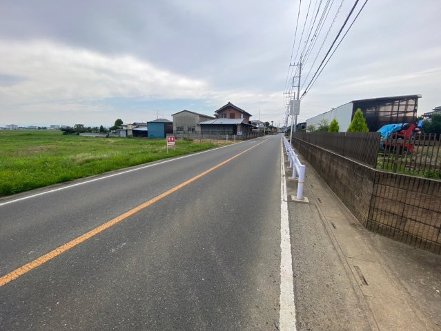 川越市古谷本郷　建築条件なし売地　JR川越線『南古谷駅』徒歩35分　【古谷小学区】の前面道路含む現地写真