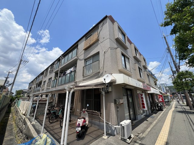 ユニーブル池田の外観