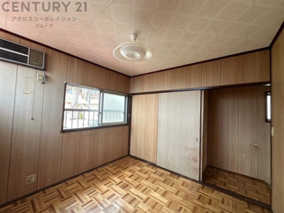 川西市久代2丁目中古戸建の洋室