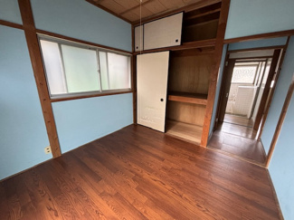 【洋室】 | 東石岡ジョムール住宅 | １階奥