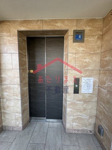 福岡市東区筥松３丁目の賃貸マンションのエントランス