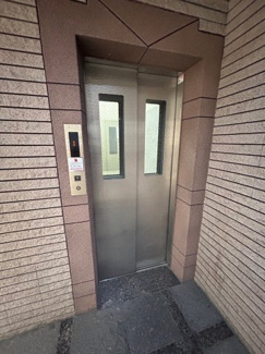 【エントランス】 | ビクトワール小阪