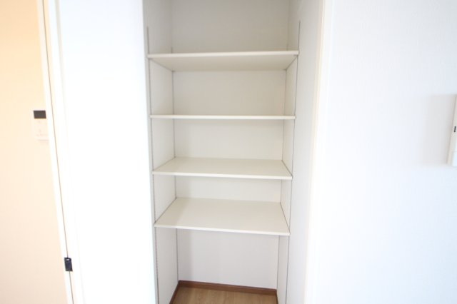 カーサ　フィオーレの収納