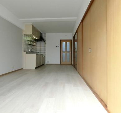 【居間・リビング】 | エサキ南ビル