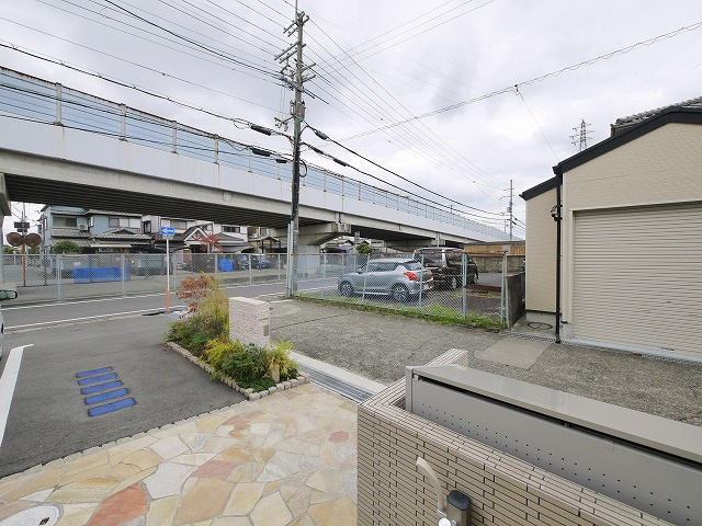 グランクレアの周辺