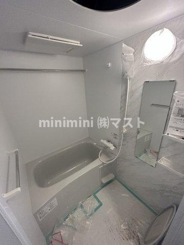 Monotone弁天町の浴室