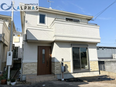 【外観】 | 明石市魚住町住吉二丁目　一戸建て | 南西向き！陽当たり通風良好の2013年（平成25年）1月築の一戸建て♪