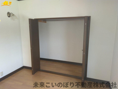 【収納】 | 久喜市上川崎中古戸建 | たっぷり収納力のあるクローゼットです！
余計な家具を置かずに済みます！