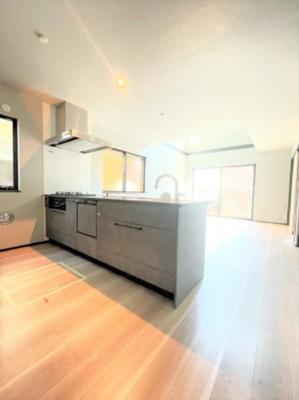 【内観：施工例】 | ■仲介手数料（約２８０万円）が無料■九品仏駅２分■自由が丘駅１０分■４ＬＤＫ | 参考の同社施工例です。
（まったく同じではございません）