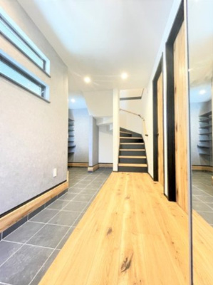 【内観：施工例】 | ■仲介手数料（約２８０万円）が無料■九品仏駅２分■自由が丘駅１０分■４ＬＤＫ | 参考の同社施工例です。
（まったく同じではございません）