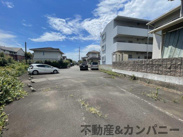 南久米町のおトチ　松山市南久米町売土地の外観|落ち着いた雰囲気の外観です