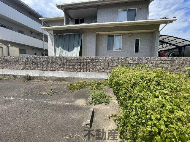 南久米町のおトチ　松山市南久米町売土地の周辺