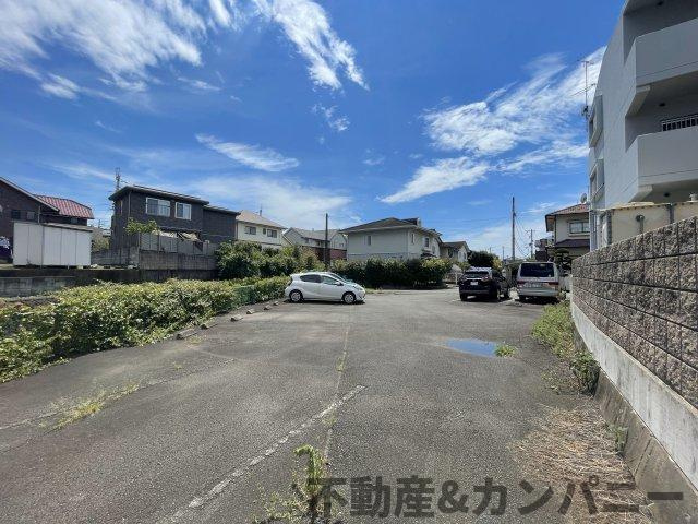 南久米町のおトチ　松山市南久米町売土地の周辺