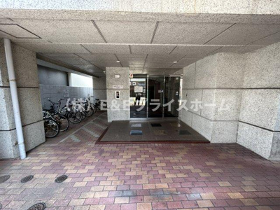 【エントランス】 | エステートモア白金クロス