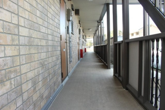 【ロビー】 | エスポワール川田　Ｂ