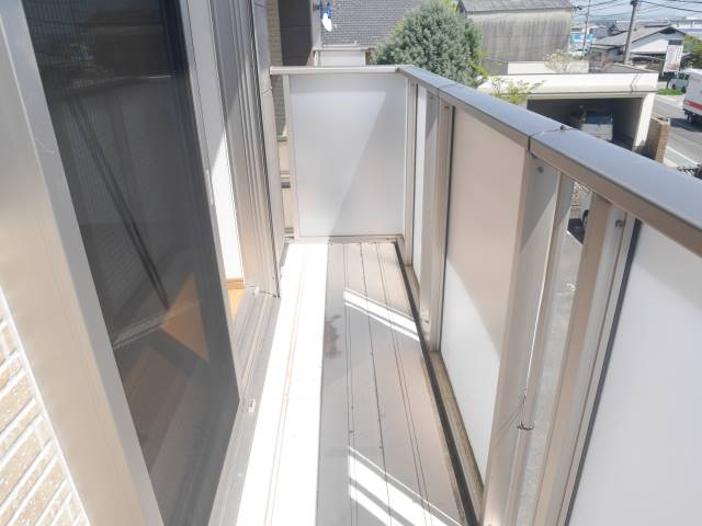【バルコニー】 | フォーレストハイム
