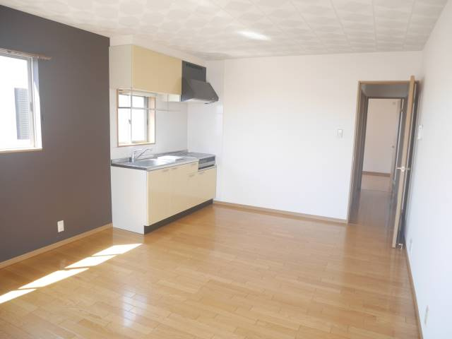 【居間・リビング】 | フォーレストハイム