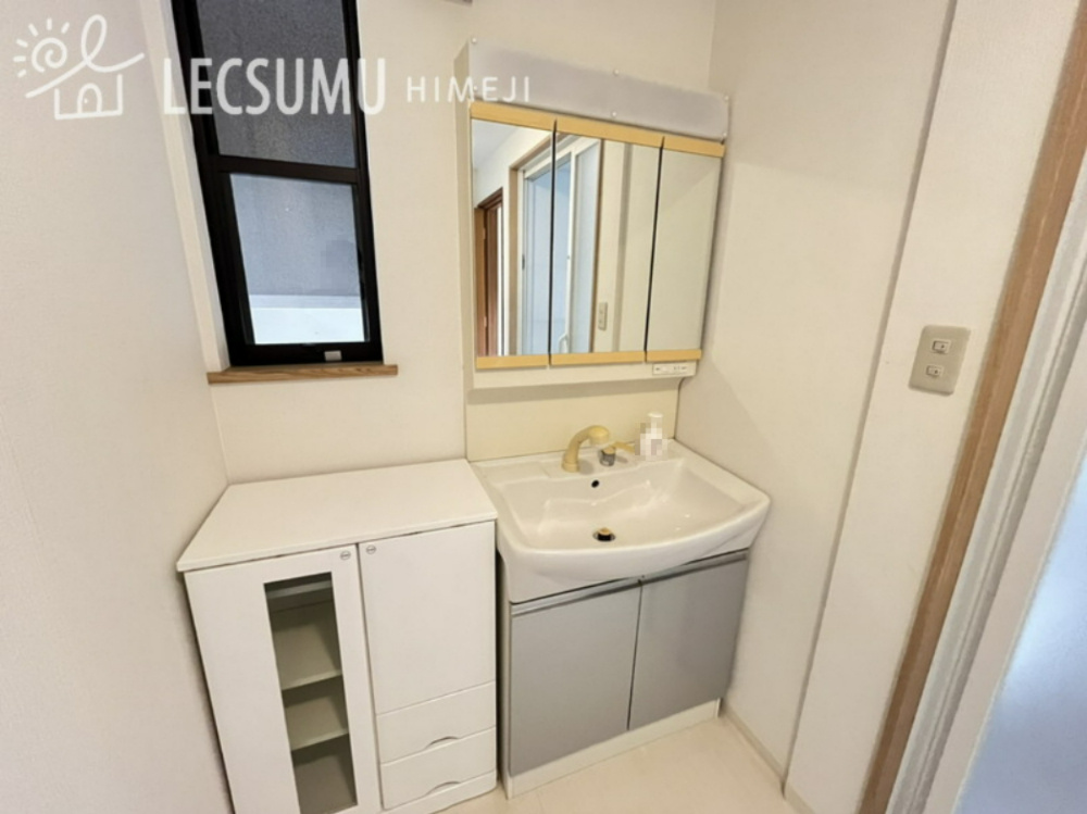 姫路市奥山/中古戸建の独立洗面台