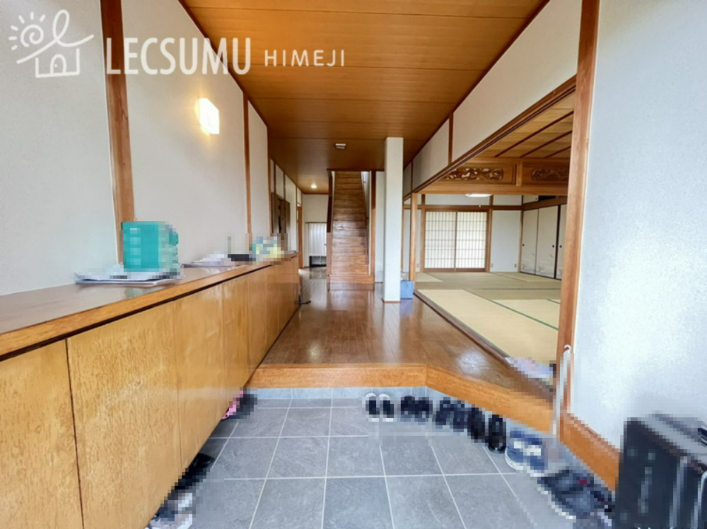 姫路市奥山/中古戸建の玄関