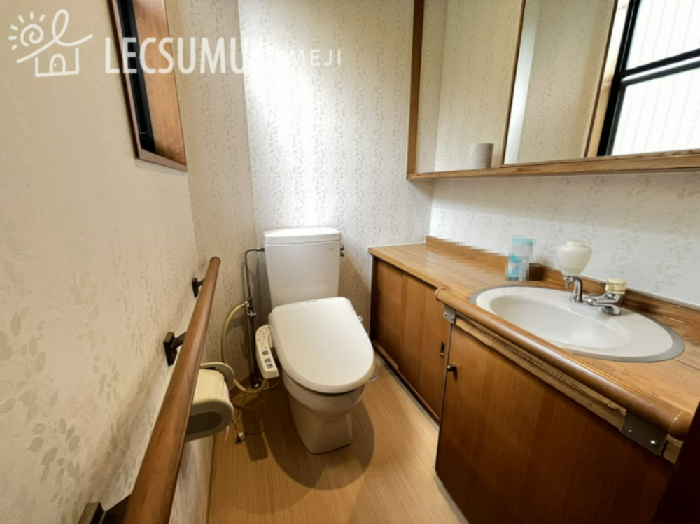 姫路市奥山/中古戸建のトイレ