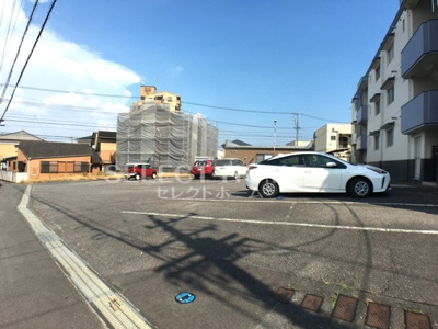 【駐車場】 | ドミールＦＵＴＡＢＡ　Ｂ棟 | 駐車場があります