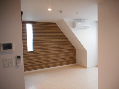 【居間・リビング】 | GRANDTIC 大橋南 | 別号室の写真になります。現況優先。