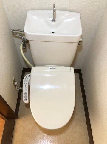 コーポシレーヌ