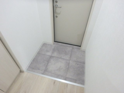 【玄関】 | ヴィオーラ西宮 | ゆったりとした玄関です