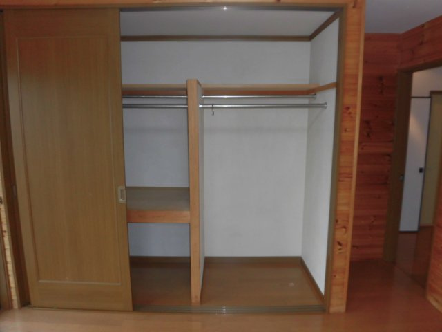 坂之下114-1貸家の収納