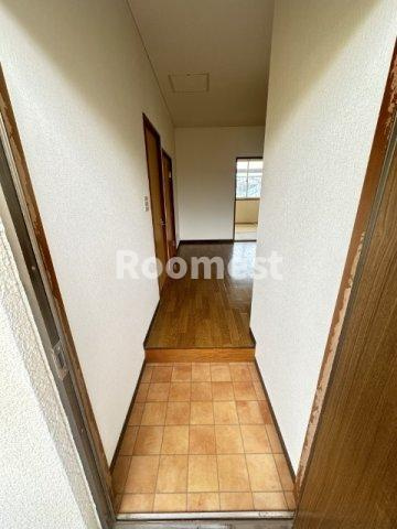 浜の宮ビルの玄関