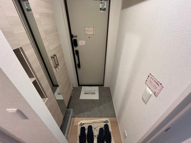 シャルールメゾンの玄関