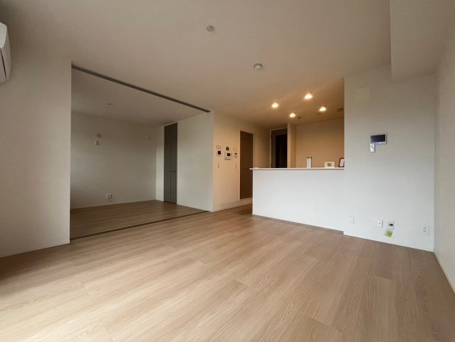 シャルールメゾンの居間・リビング