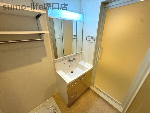 尼崎市下坂部２丁目の賃貸マンションの洗面所