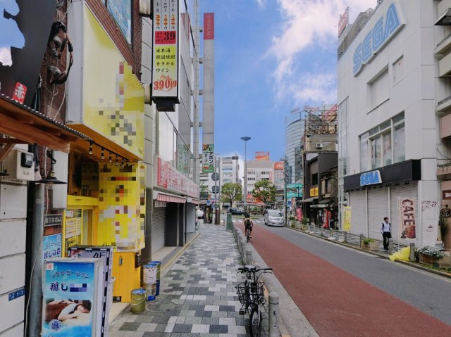 新日本パレスビルの周辺