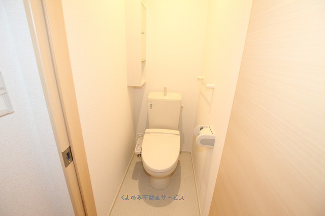 【トイレ】 | ソレアード　Ｍ．Ｒ | シンプルで使いやすいトイレです
ソレアードM.R　102号室　2014/2/28撮影