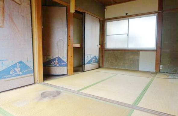 嵯峨折戸町|収納スペースがございます。