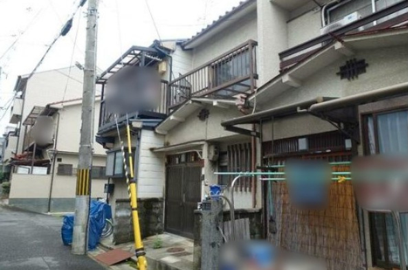 嵯峨折戸町|前面道路は比較的車通りが少ないです。