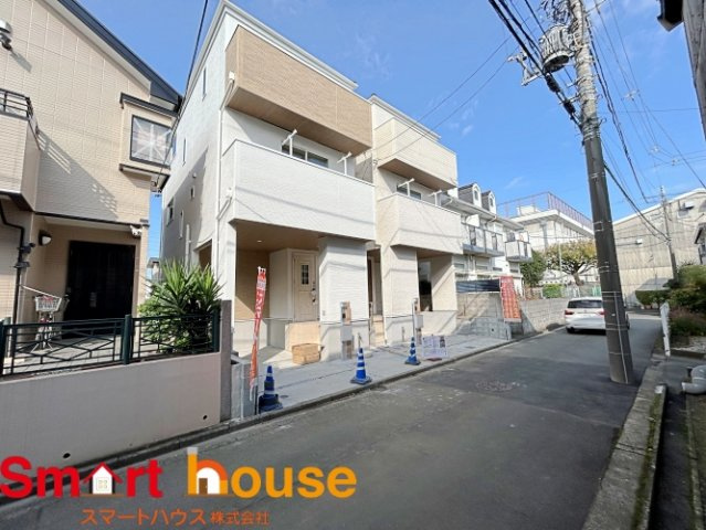 座間市小松原　新築2棟の前面道路含む現地写真